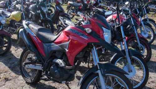 Leilão de motos para pessoas com nome Negativado