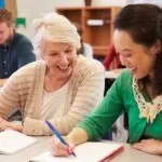 Aplicativo gratuito de alfabetização para adultos: aprenda em casa pelo celular